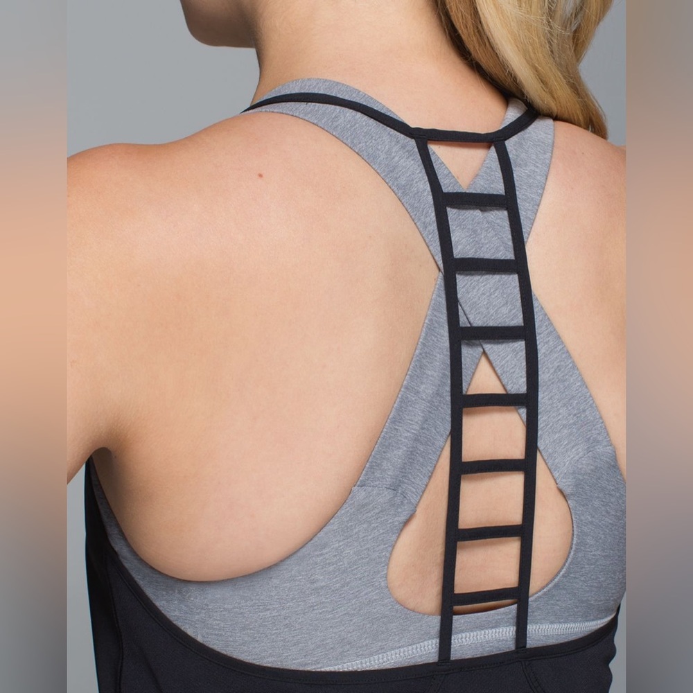 Lululemon Breezy Singlet Tank Top - Picture 2 of 10